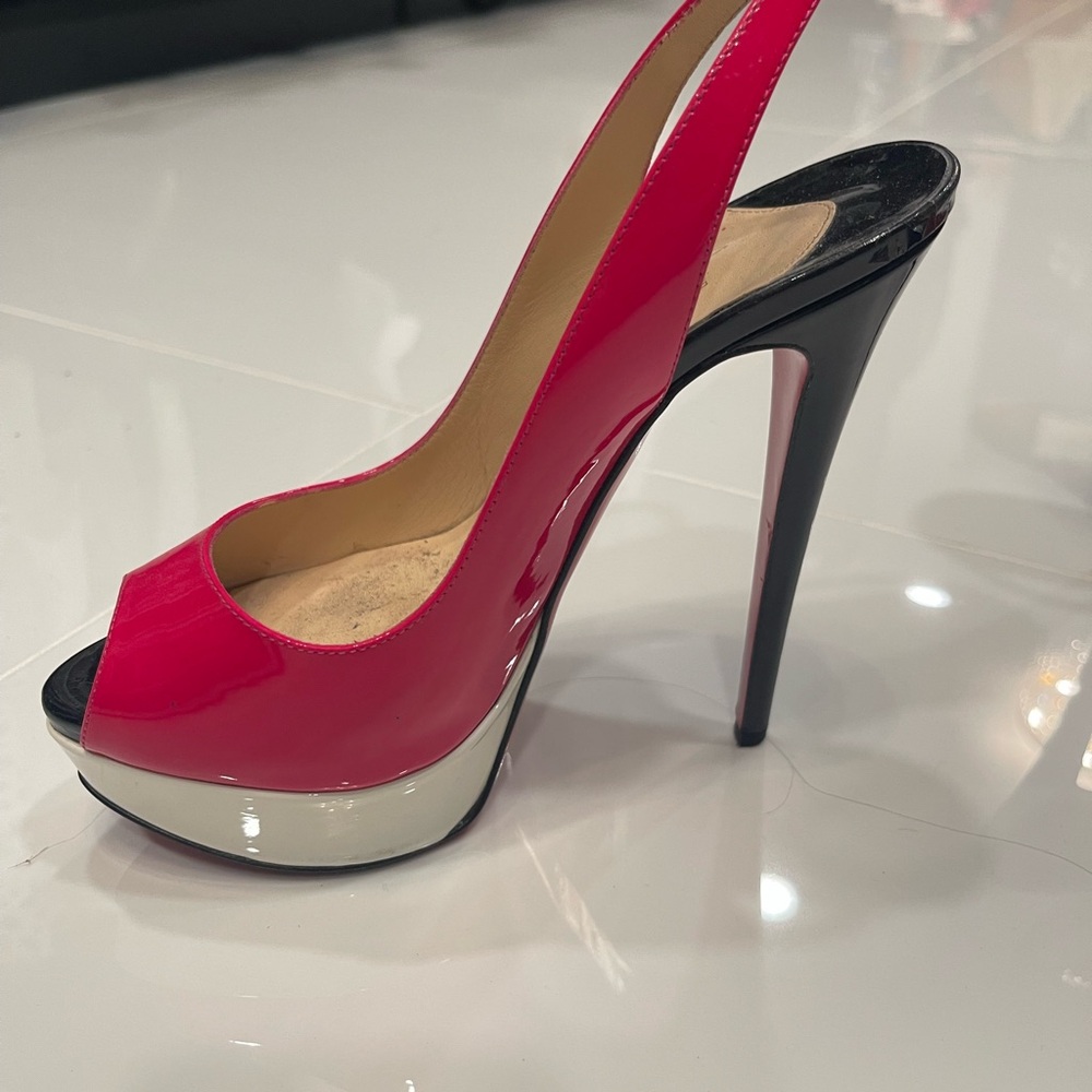 Christian Louboutin Peep Toe Slingbacks - Picture 3 of 14